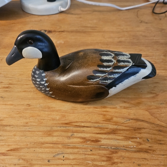 A Wooden Bird Factory Original Canada Goose Duck Decoy  Small - Picture 1 of 4